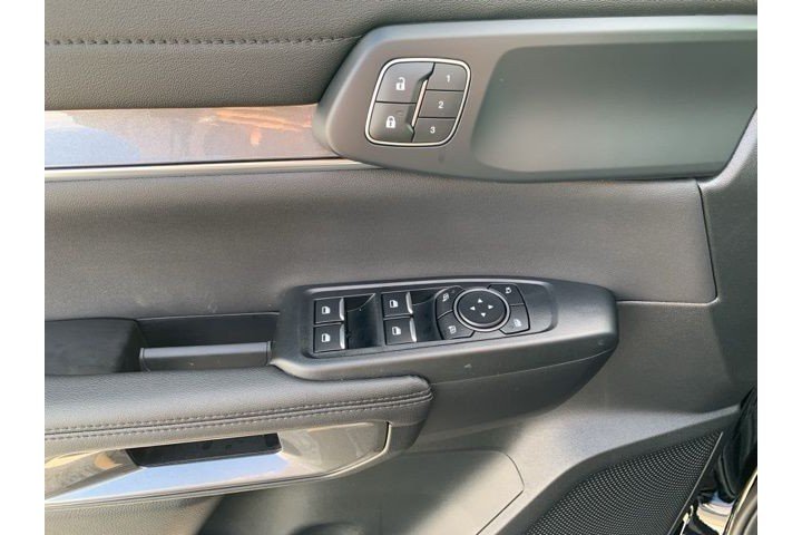 New 2025 Shadow Black Ford Lariat image 11