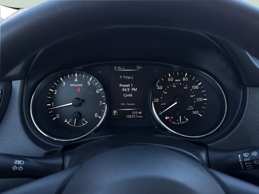 Used 2017 Monarch Orange Nissan S image 22