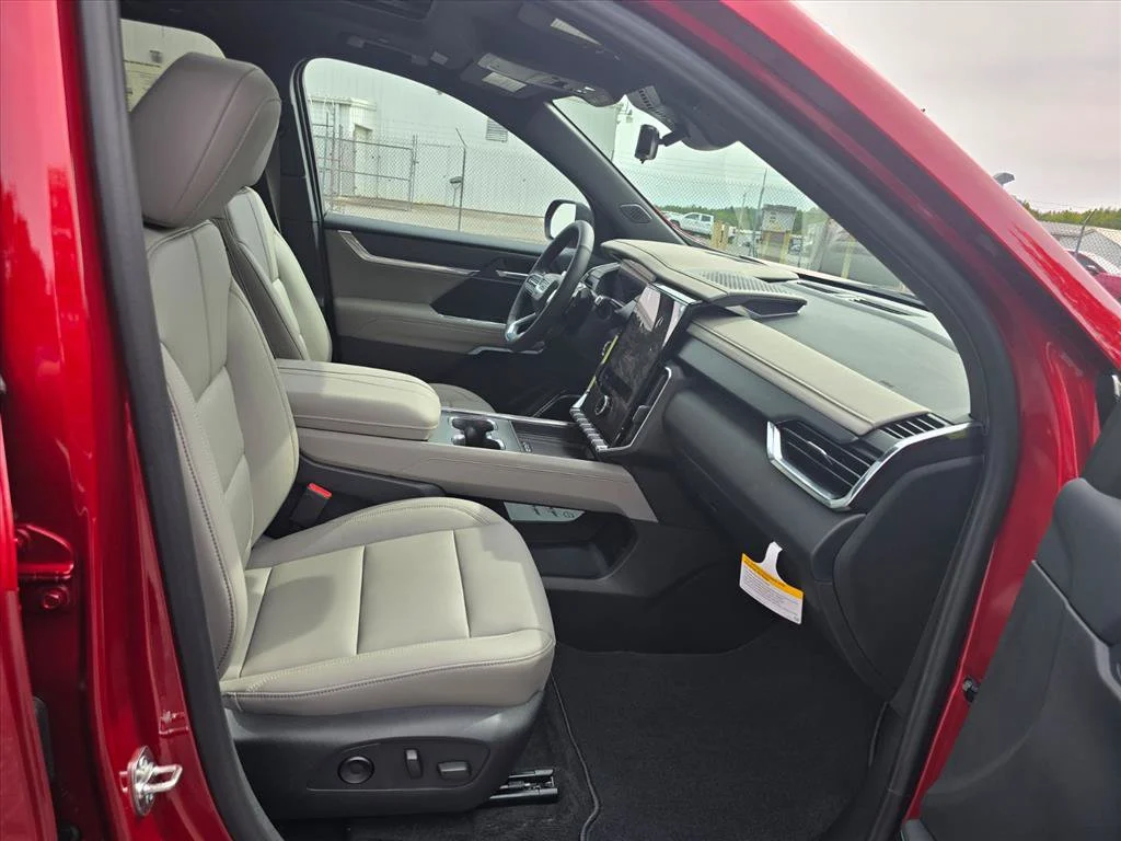 New 2027 Volcanic Red Tintcoat GMC Elevation image 18