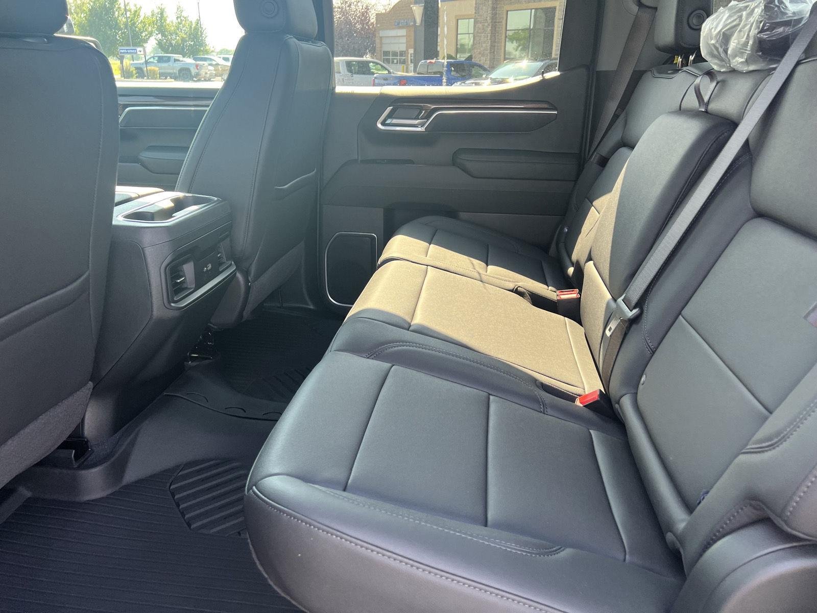 2026 Chevrolet Silverado 1500 RST - Photo 31