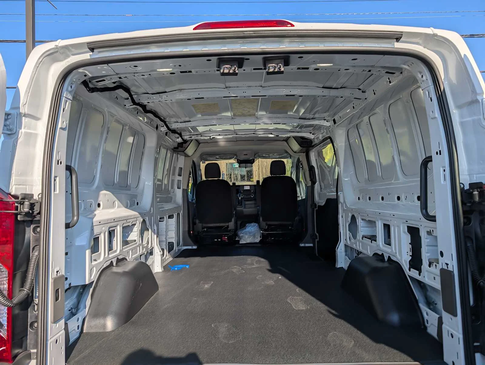 2025 Ford Transit Van Base - Photo 14