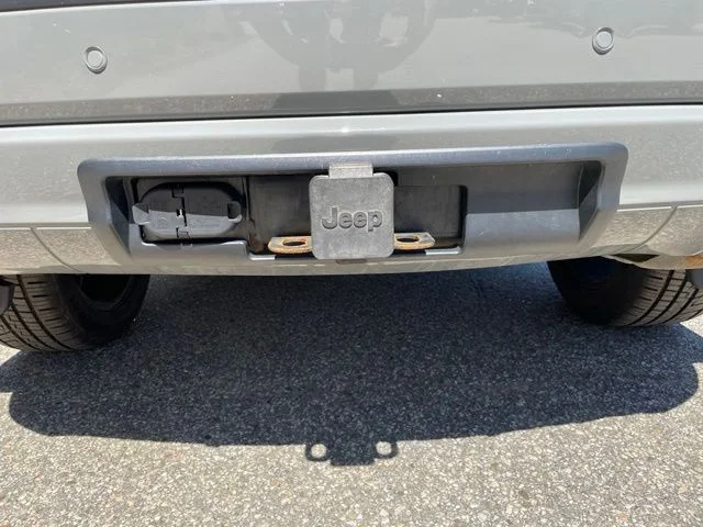 Used 2022 Sting-Gray Clearcoat Jeep Laredo X image 48