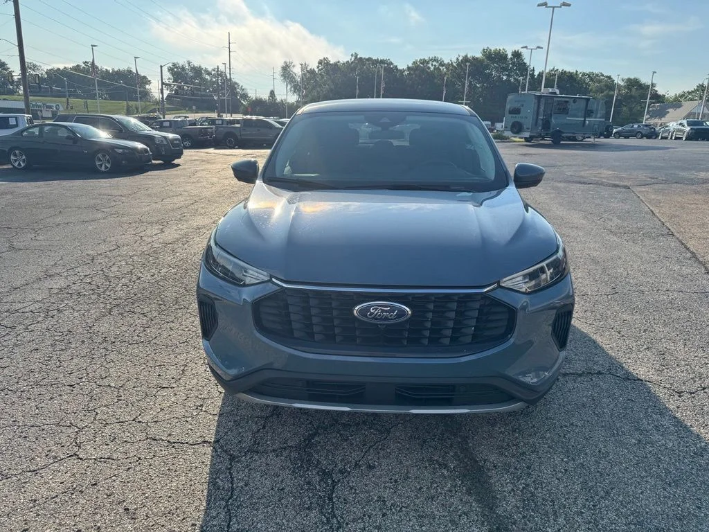 Used 2023 Ford Escape Active with VIN 1FMCU9GN0PUA03597 for sale in Kansas City