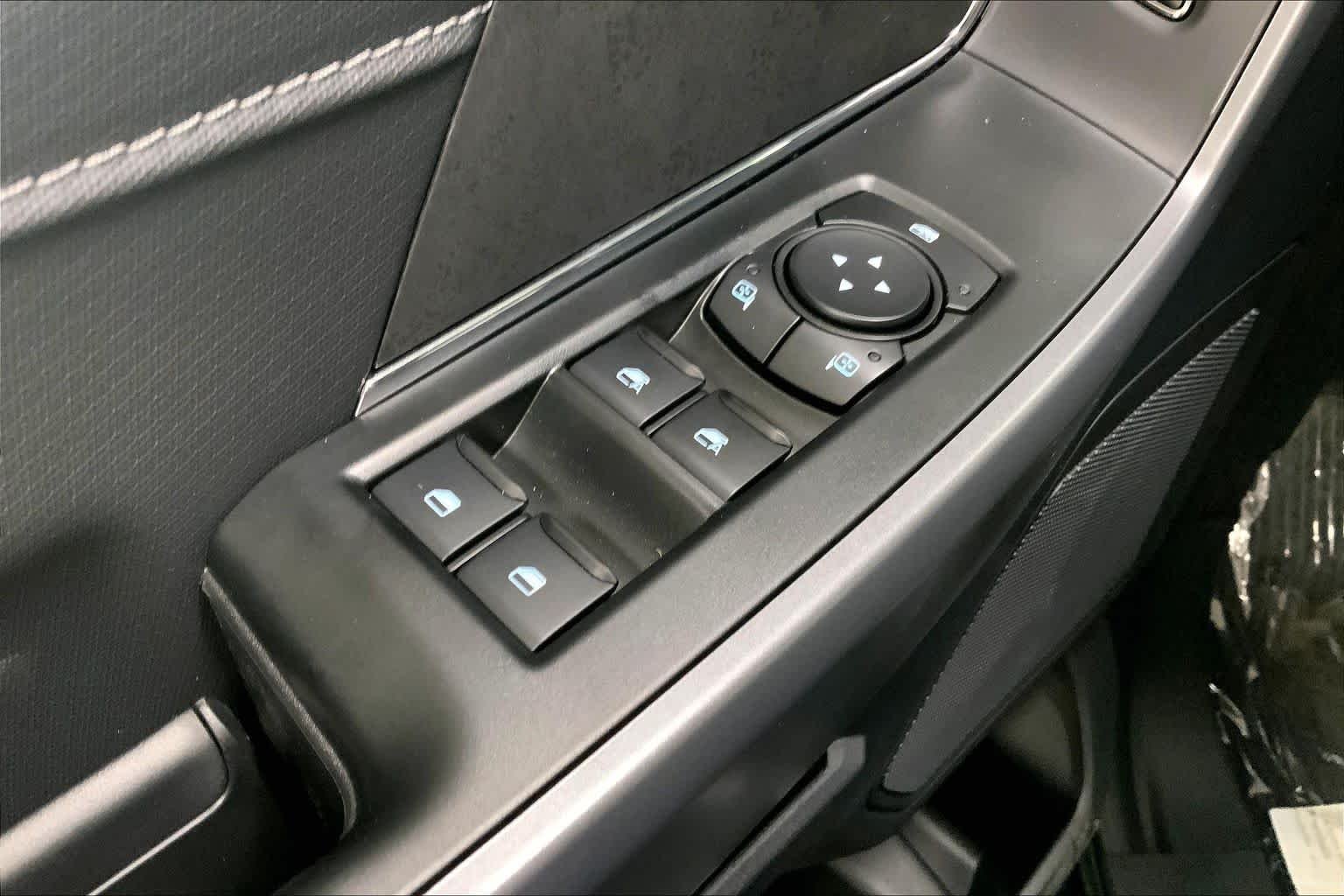 New 2026 Agate Black Metallic Ford XLT image 17