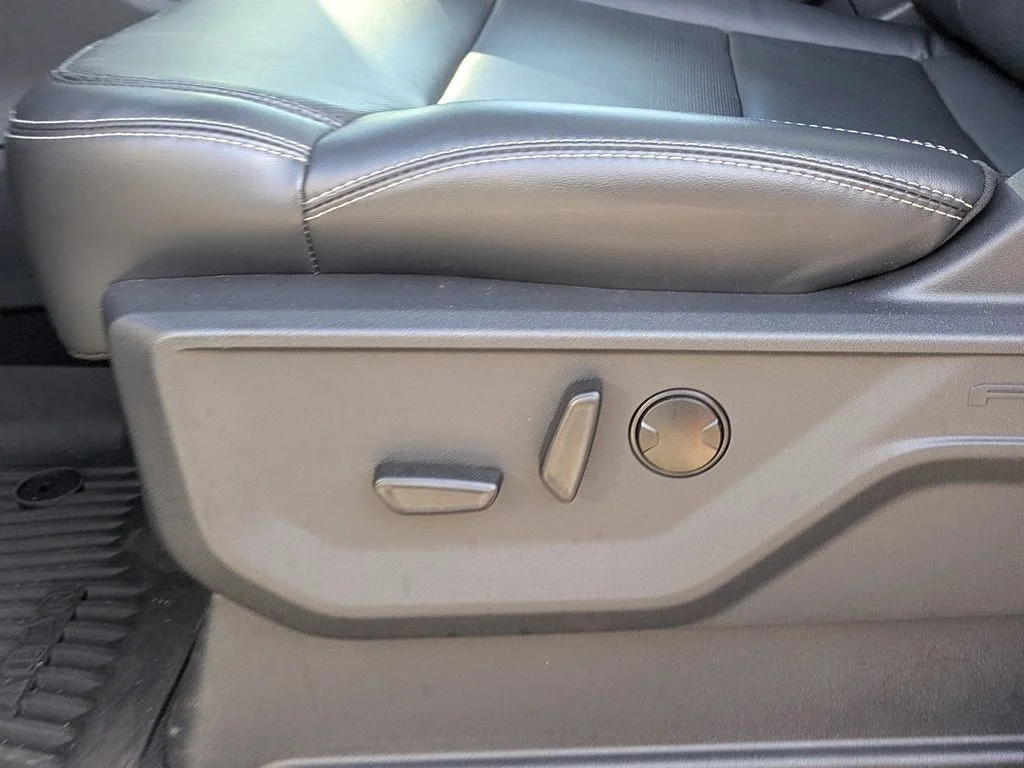 2025 Ford Expedition Platinum - Photo 23