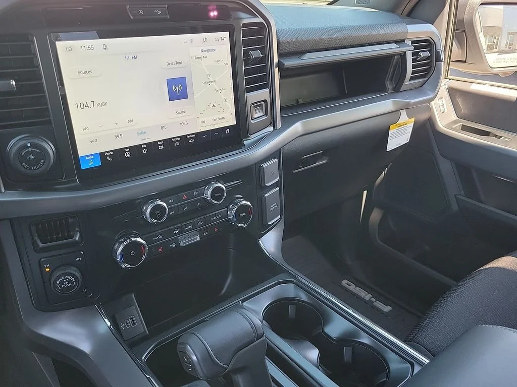 New 2026 Oxford White Ford XLT image 20