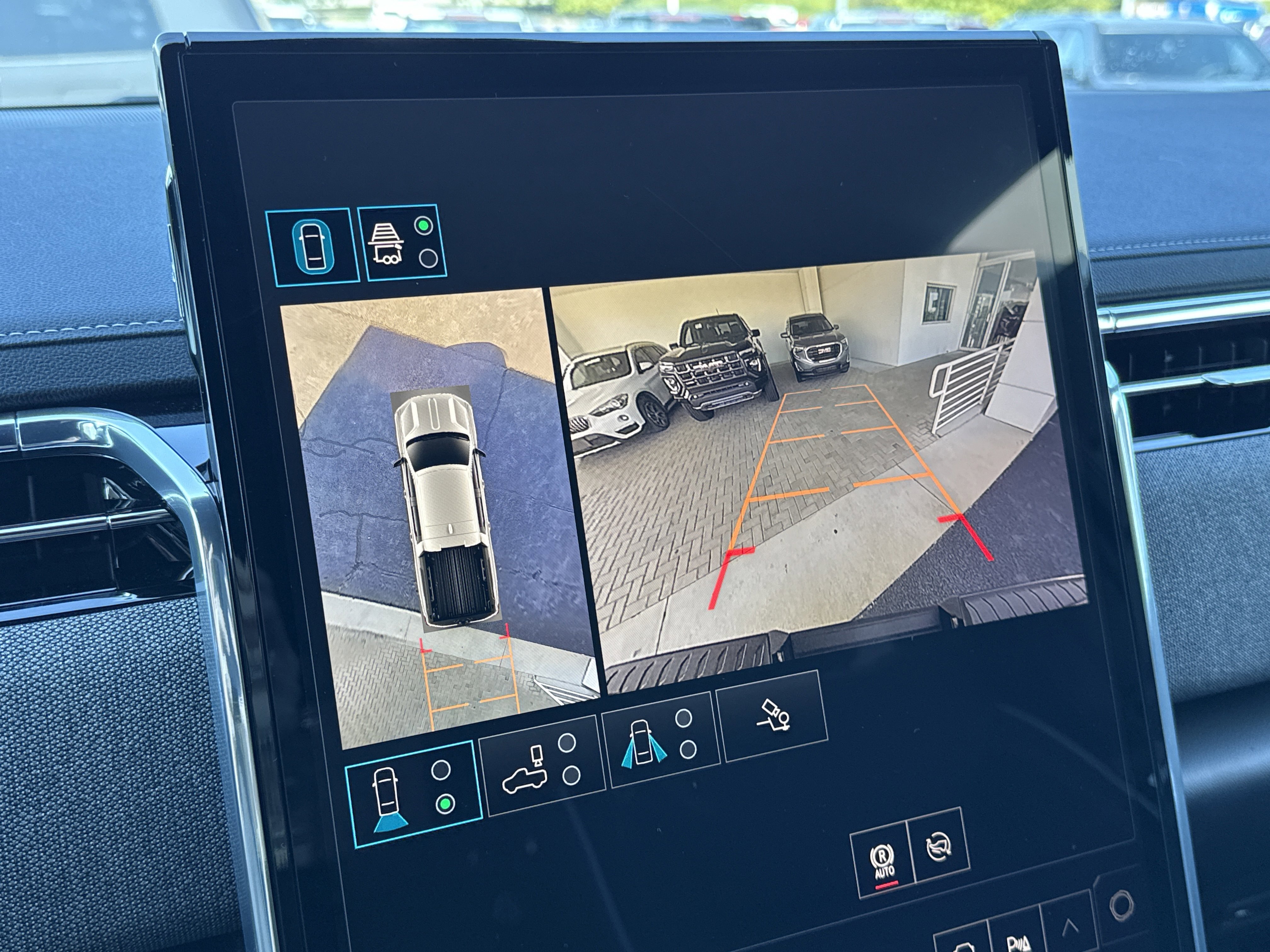 2026 GMC Sierra EV Elevation - Photo 9