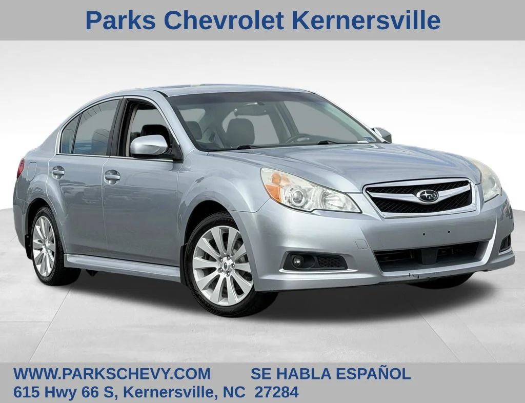 Used 2012 Silver Subaru 2.5i image 1