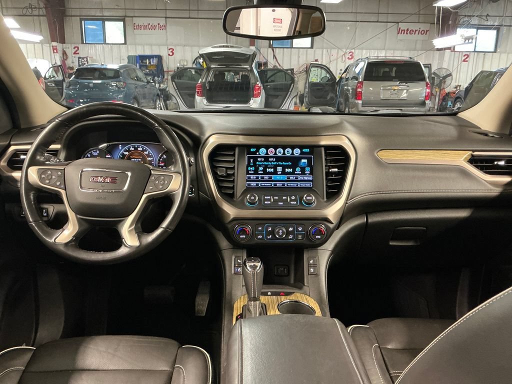 Used 2019 DARK SKY METALLIC GMC Denali image 18