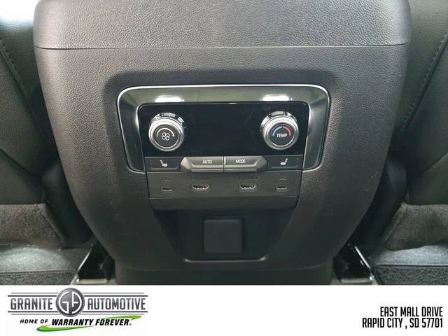 2026 GMC Yukon AT4 - Photo 38