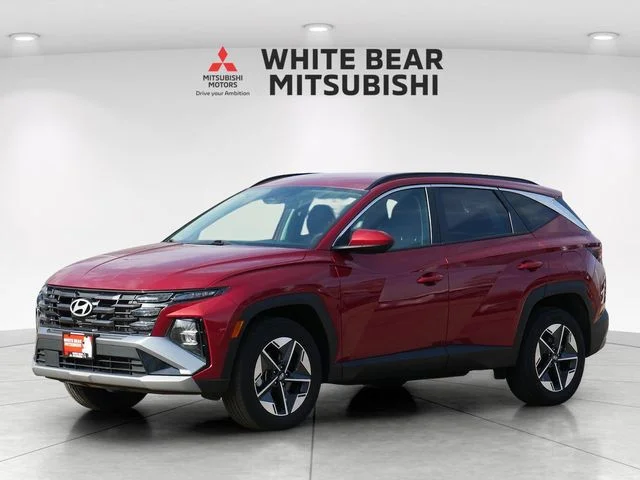 Used 2025 Hyundai Tucson SEL with VIN 5NMJBCDE7SH442489 for sale in White Bear Lake, Minnesota