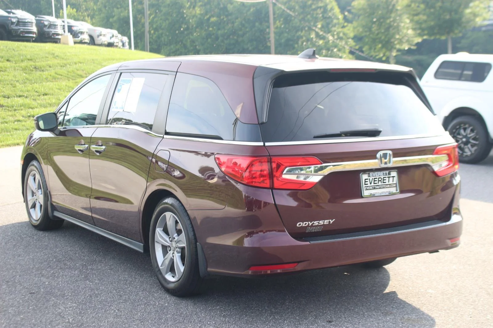Used 2020 Burg Honda EX-L image 4