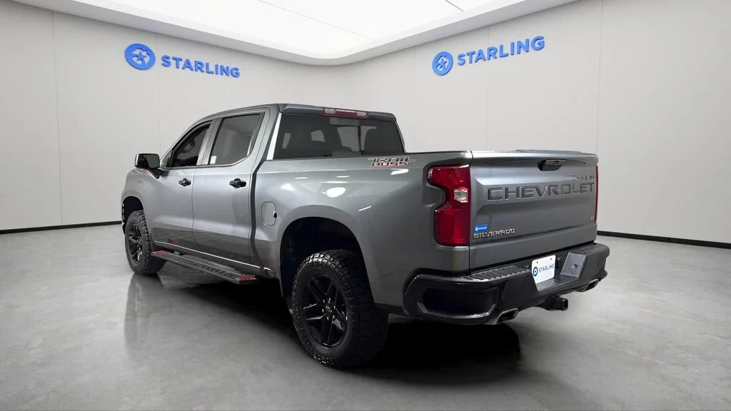 Used 2021 SATIN STEEL METALLIC Chevrolet LT Trail Boss image 6