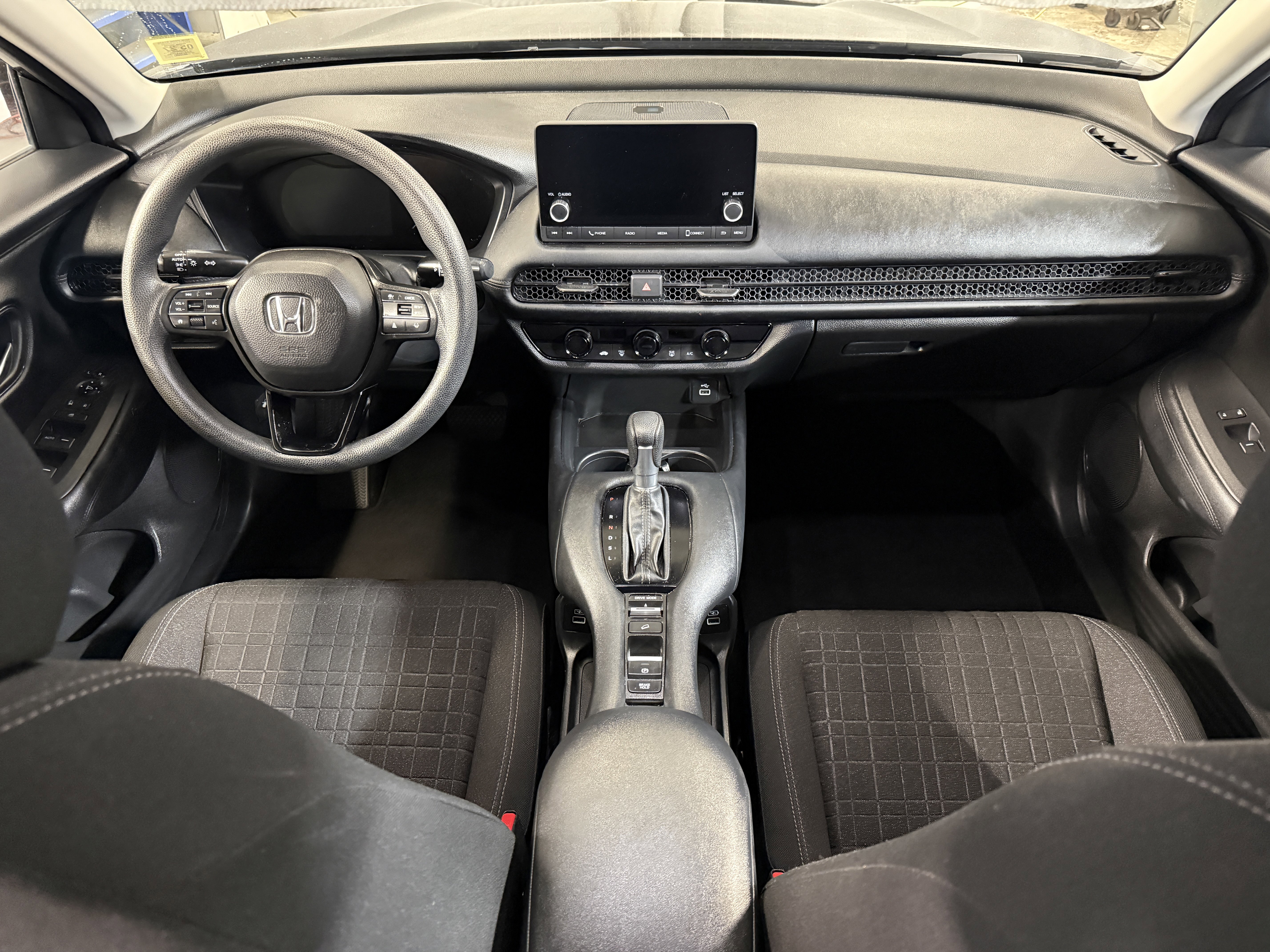 Used 2023 Modern Steel Metallic Honda LX image 20