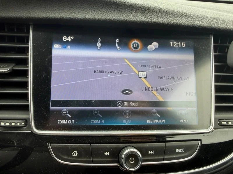 Used 2017 Silver Buick Preferred II image 13