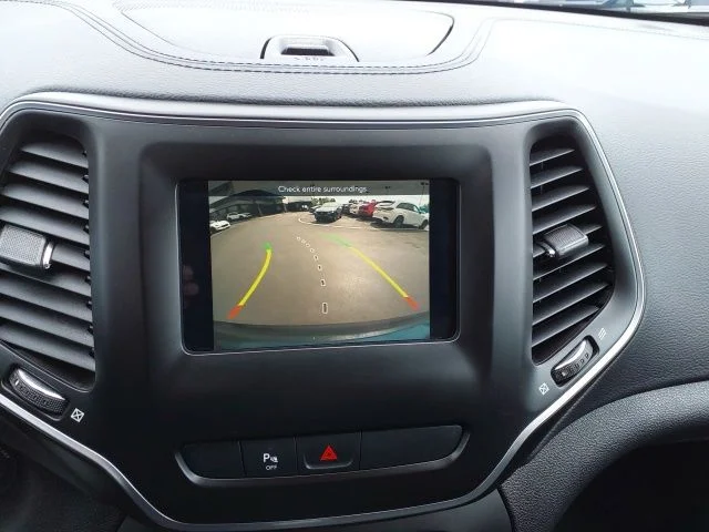 Used 2020 Blue Jeep Latitude image 13