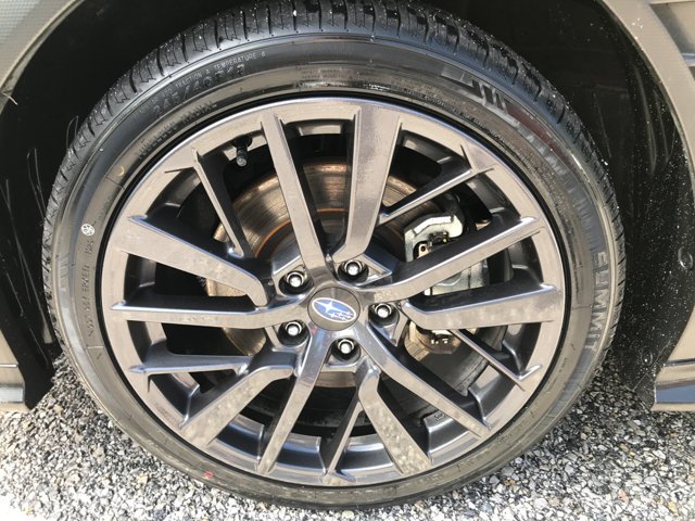 Used 2022 Magnetite Gray Metallic Subaru Limited image 11