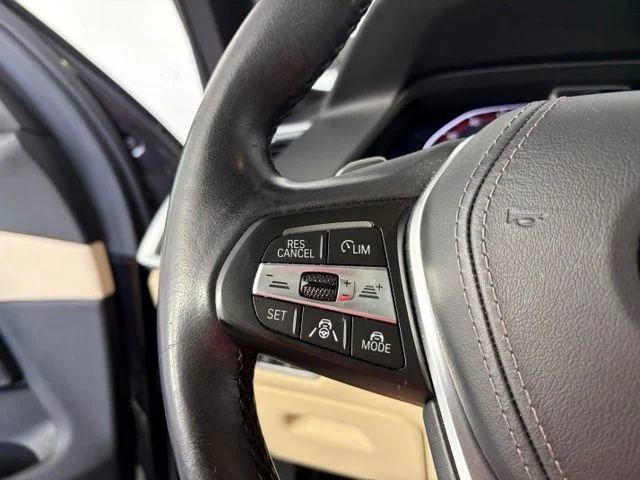 Used 2020 Black BMW sDrive40i image 28