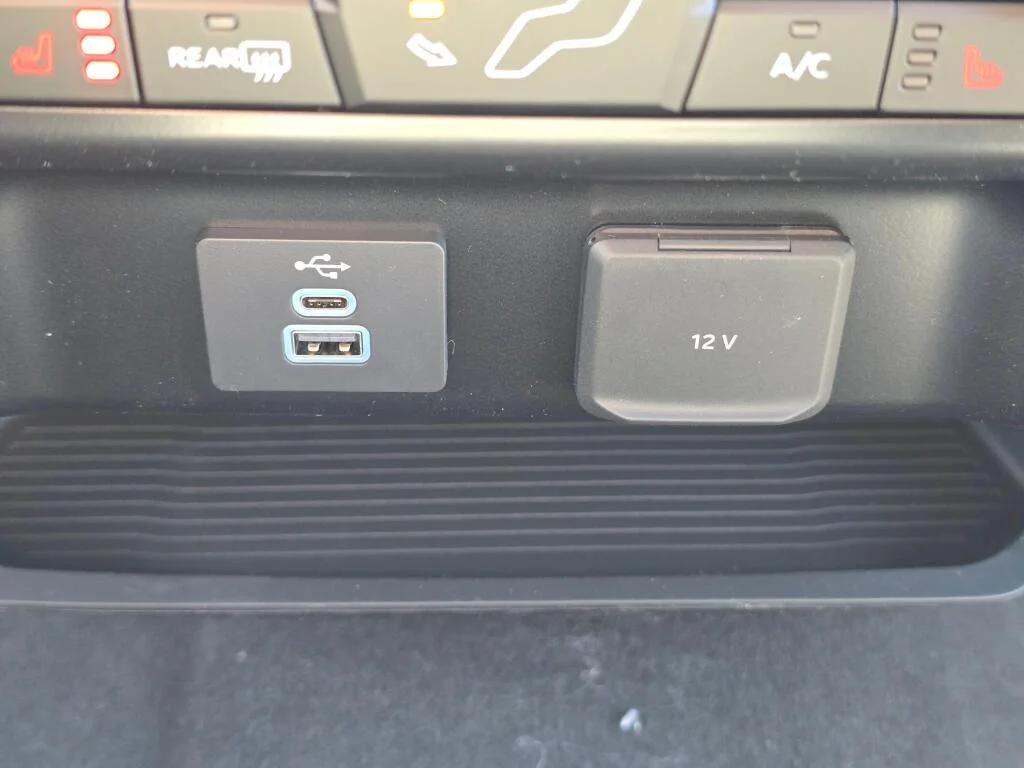 New 2026 Carbonized Gray Metallic Ford F-350® XLT image 30