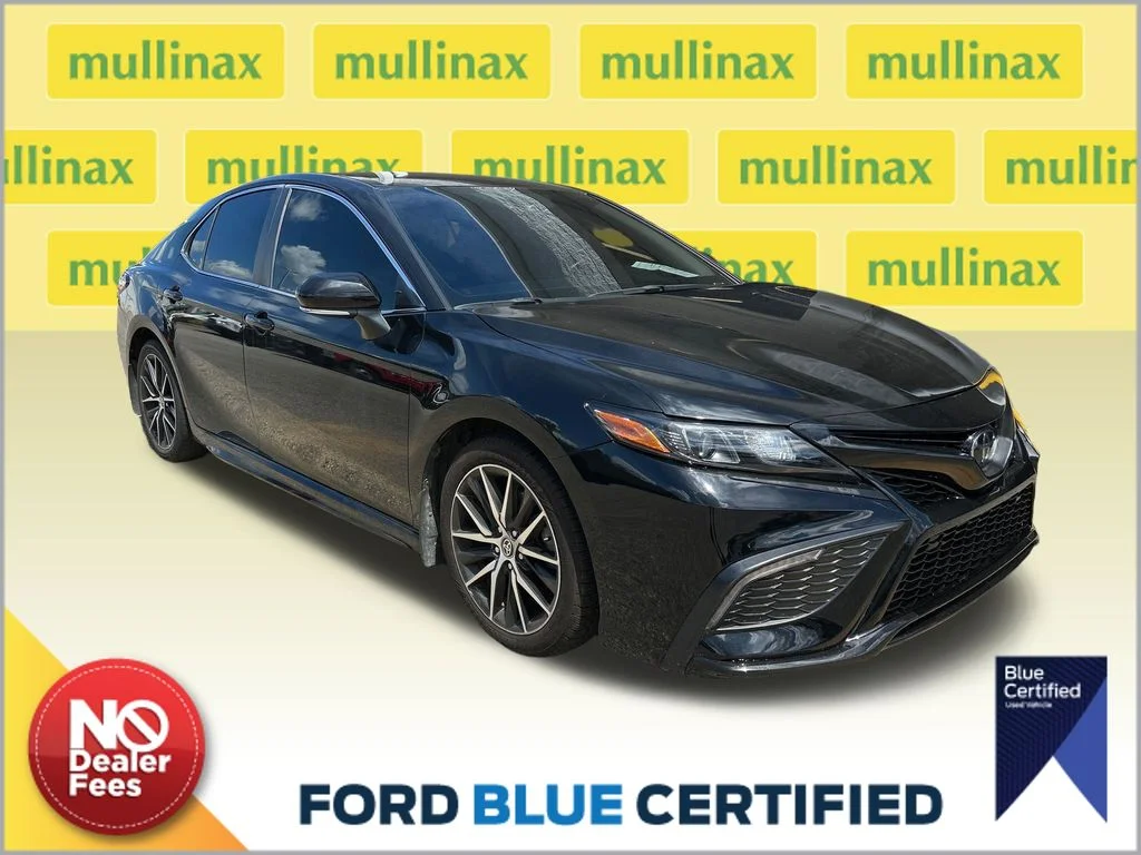 Used 2023 Black Toyota SE image 1