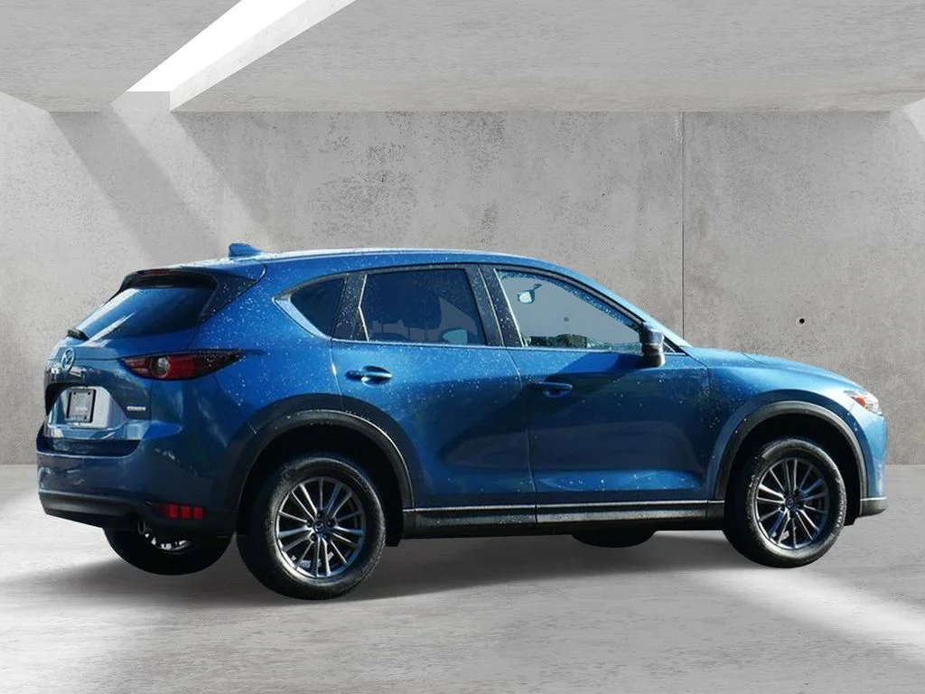 Used 2021 Blue Mazda Touring image 3