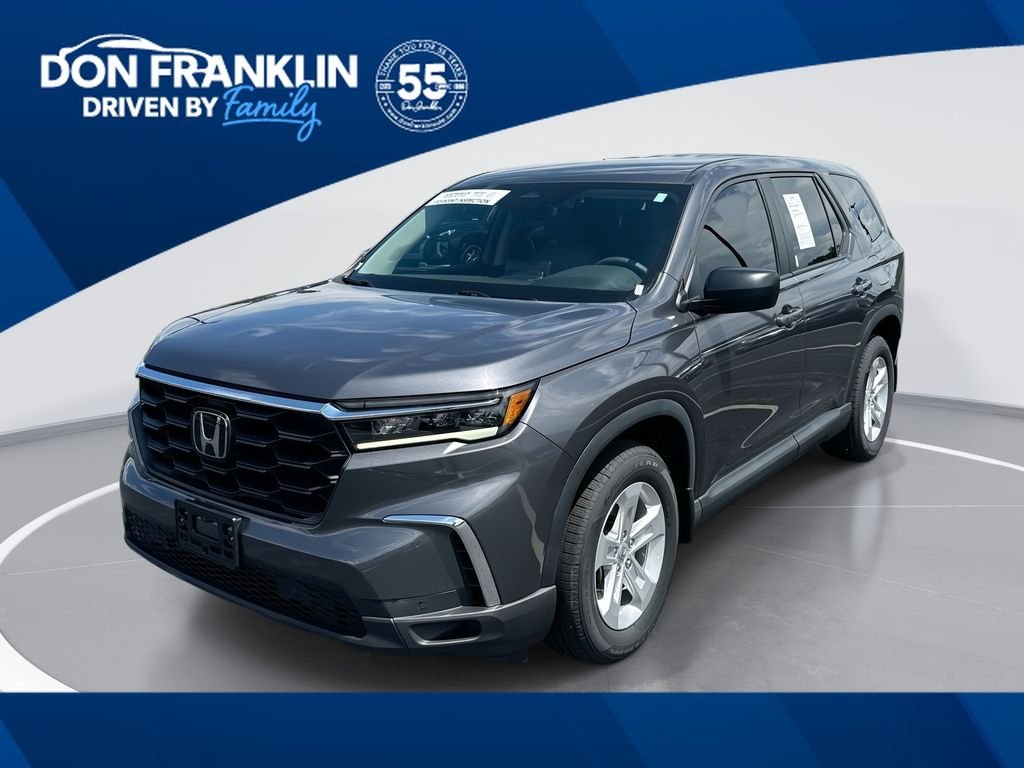 2023 Honda Pilot LX 2WD's photo