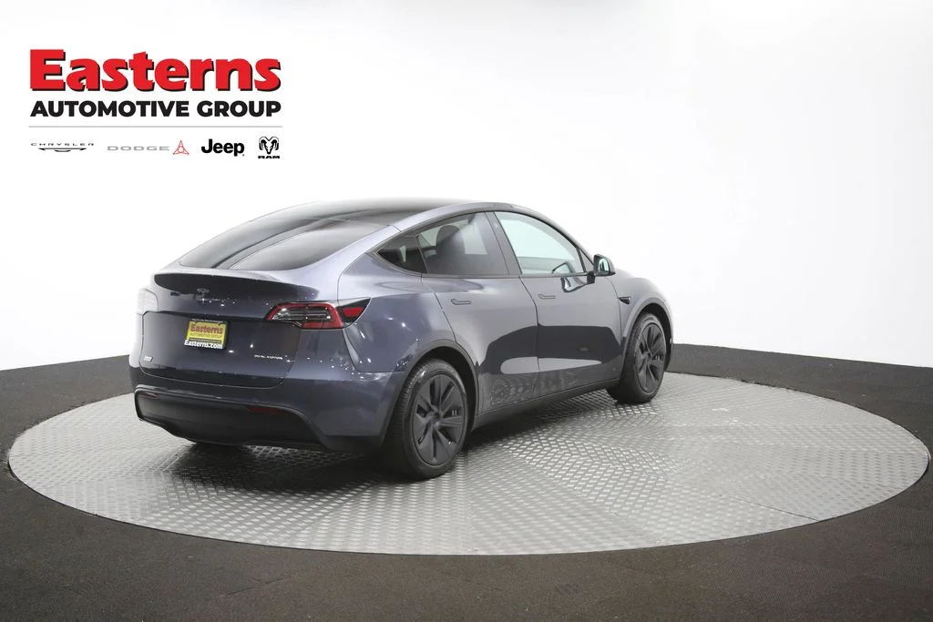 Used 2022 Gray Tesla Long Range image 33