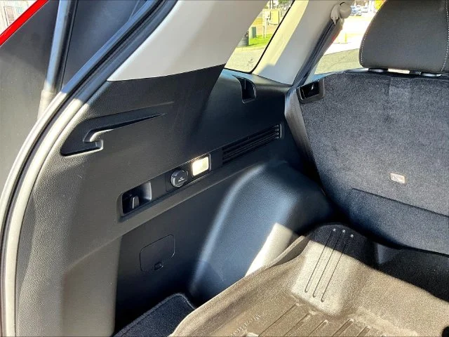 Used 2024 White Honda EX image 27