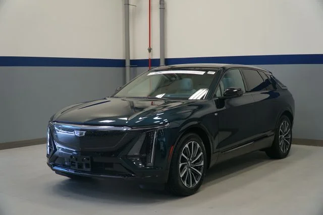 2024 Cadillac LYRIQ Sport