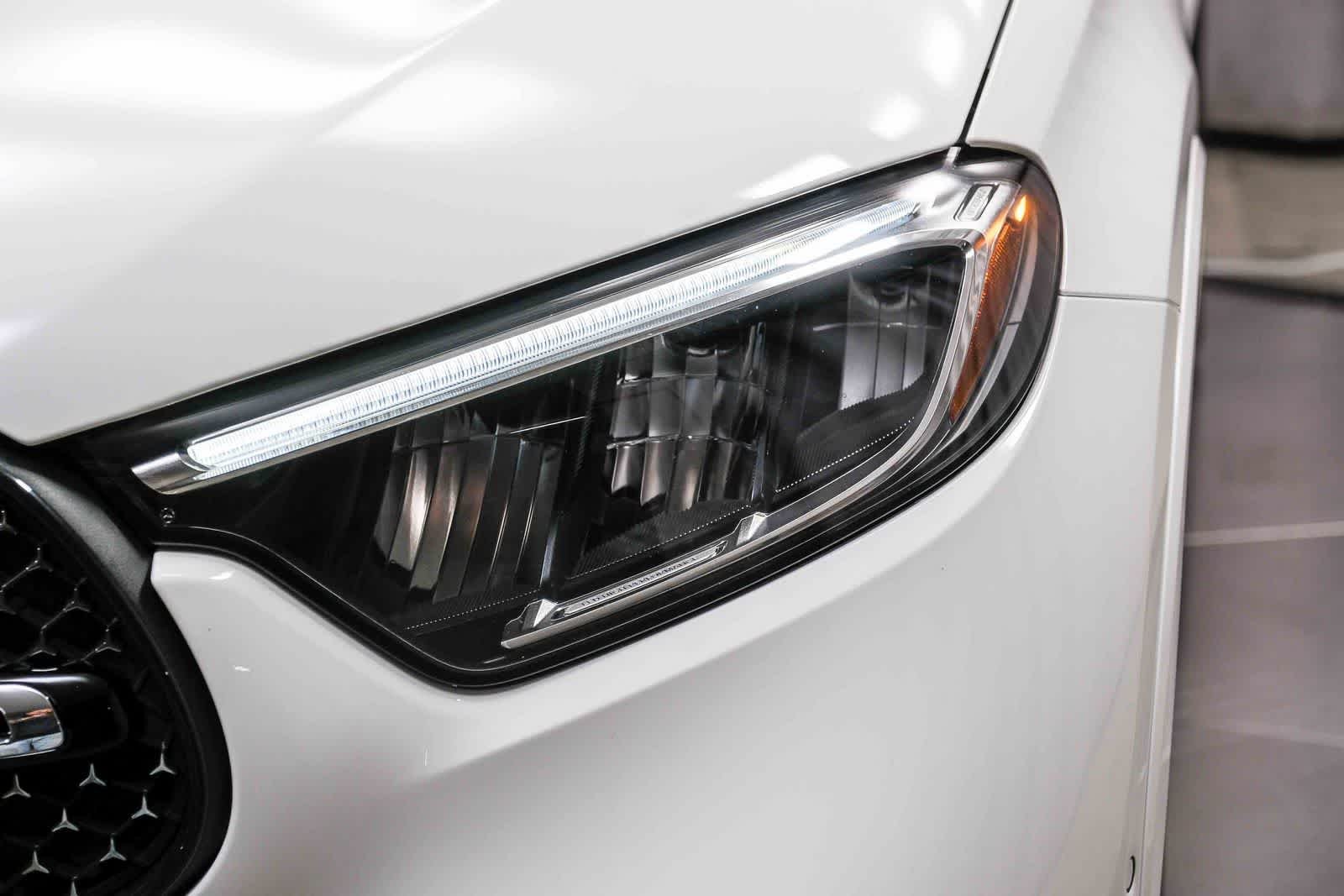 Used 2025 Polar White Mercedes-Benz GLC 350e image 12