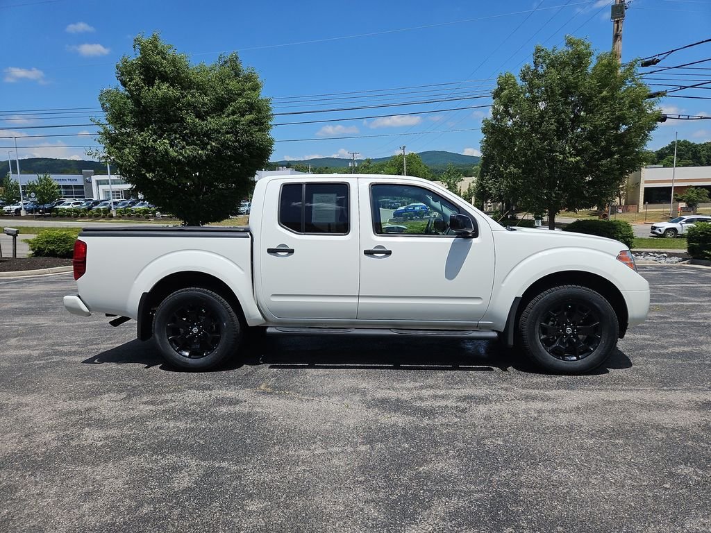 Used 2020 White Nissan SV image 7
