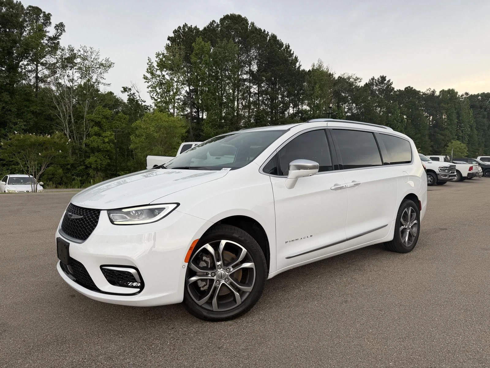 2024 Chrysler Pacifica Pinnacle AWD's photo