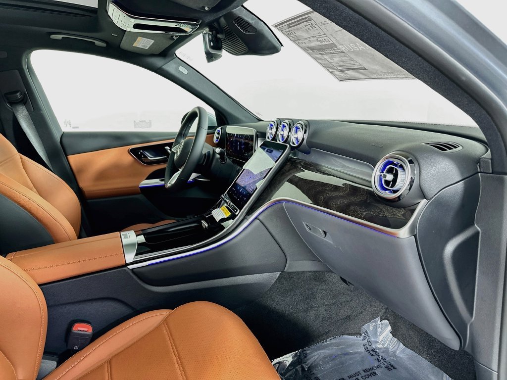 New 2027 Cirrus Silver Metallic Mercedes-Benz GLC 300 image 31
