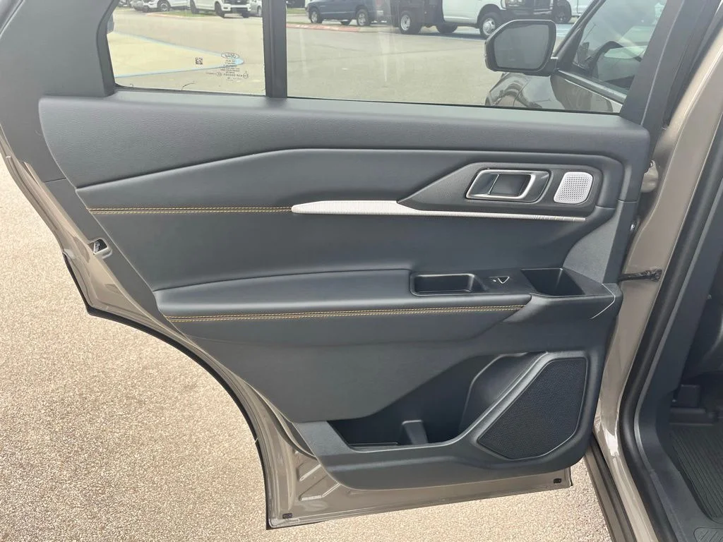 New 2026 Gray Ford Tremor image 11