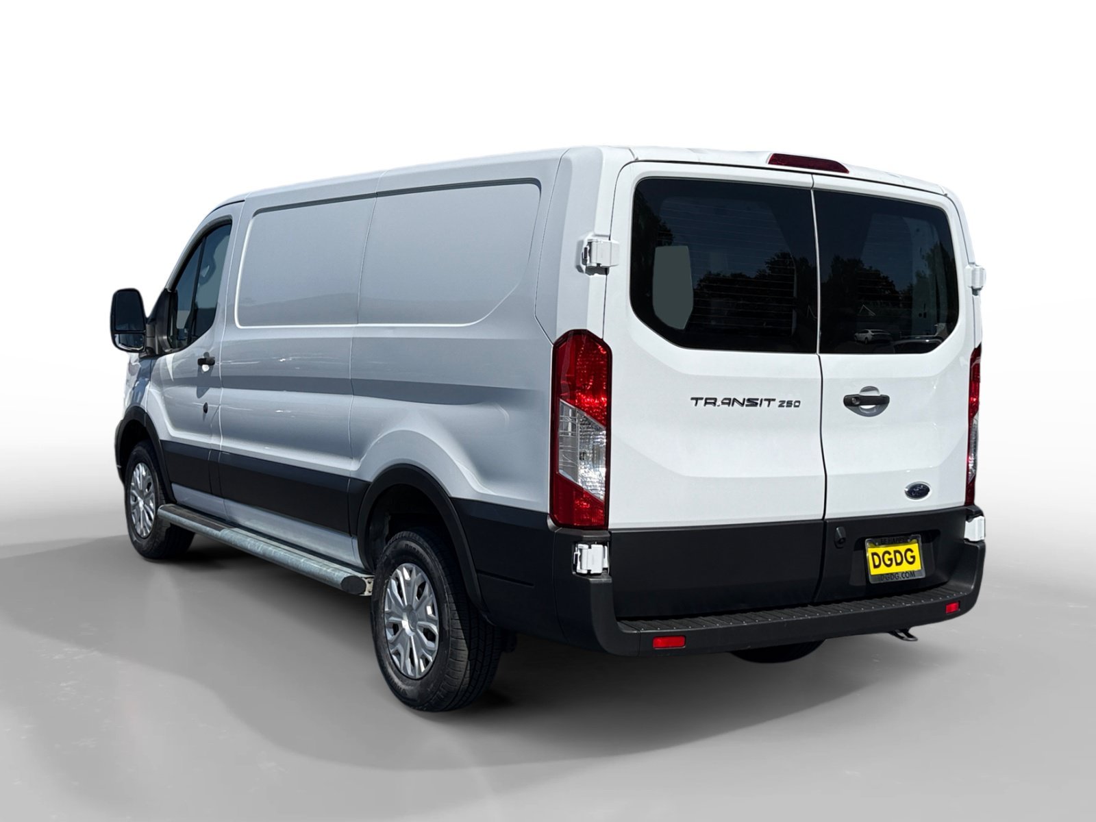 Used 2025 Oxford White Ford Base image 3