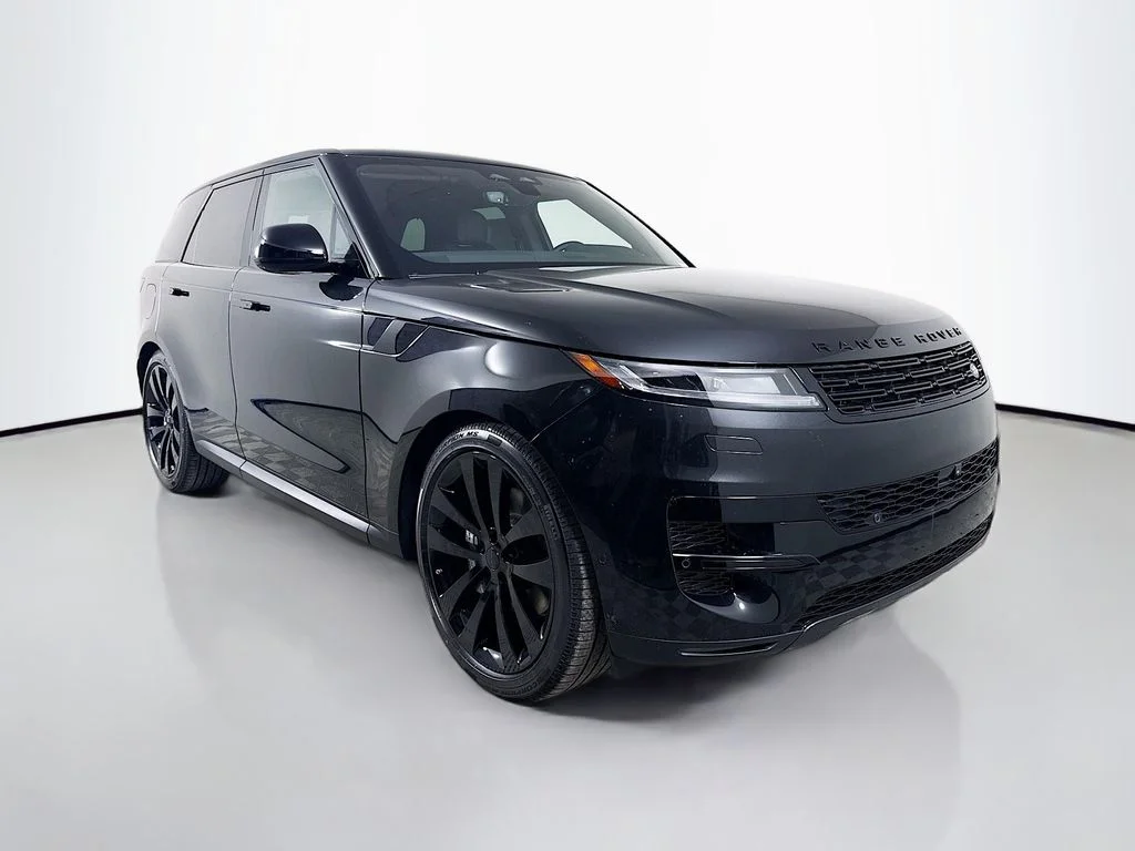 New 2026 Santorini Black Land Rover SE image 3