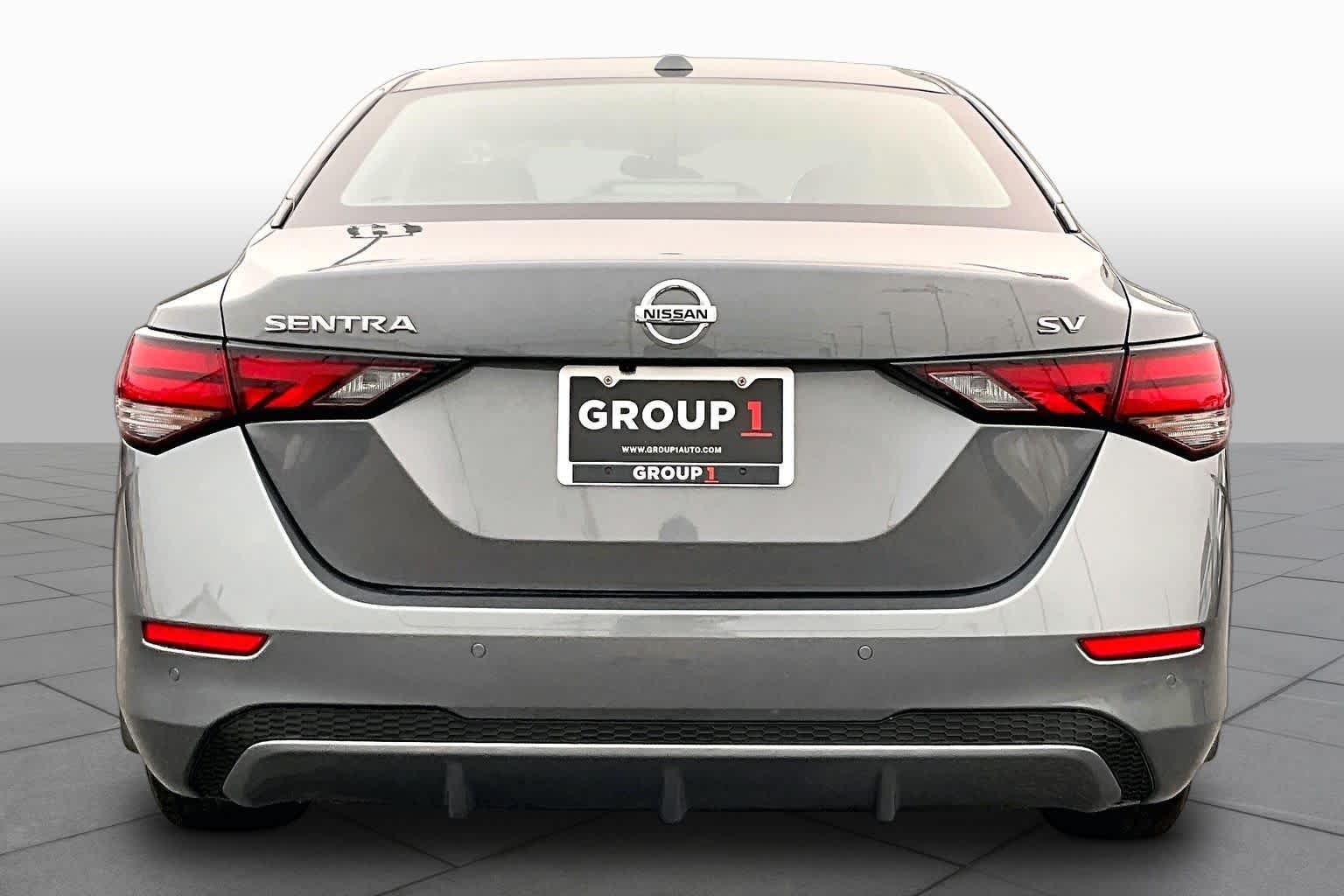 Used 2023 Gun Metallic Nissan SV image 5