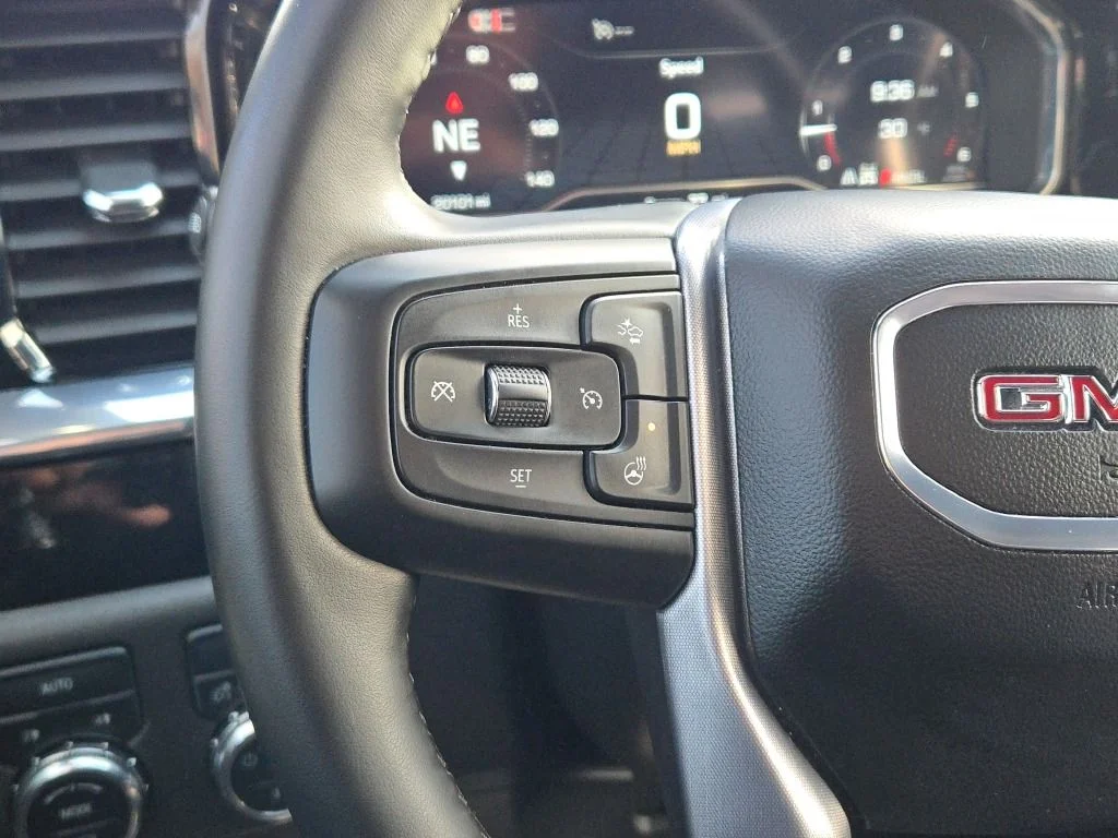 Used 2024 White GMC Elevation image 26