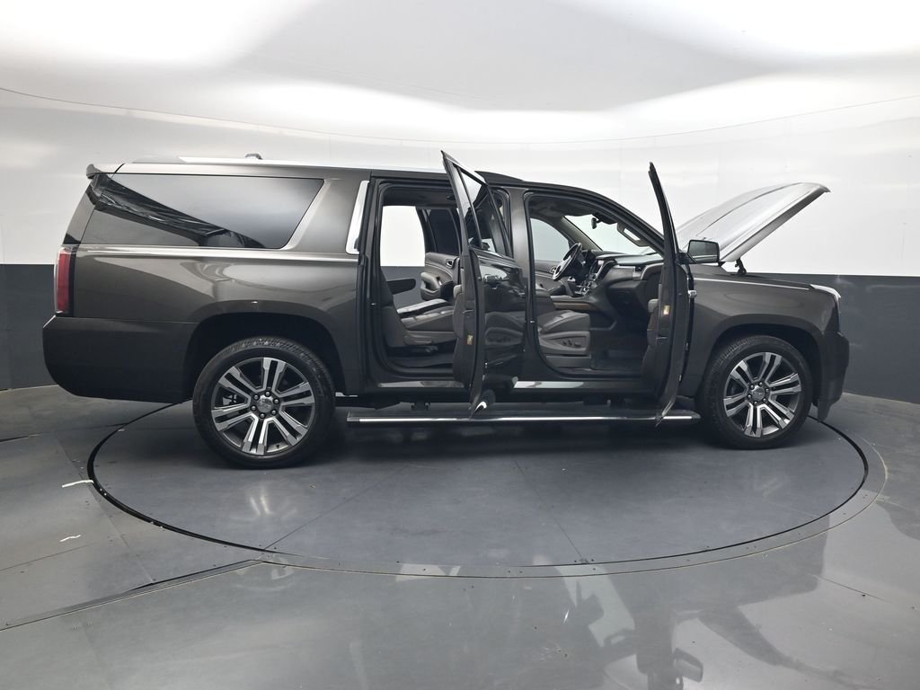 Used 2019 Gray GMC Denali image 44