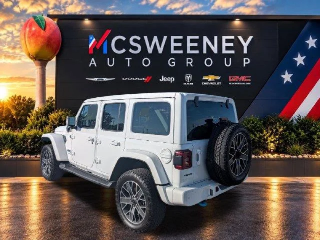 Used 2024 Black Jeep High Altitude image 3