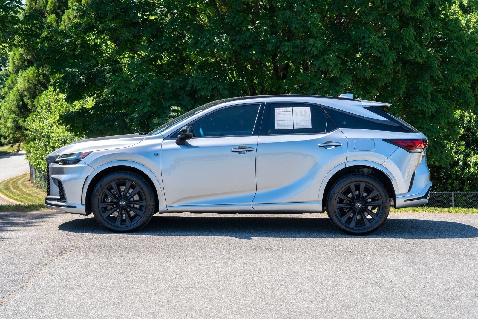 Used 2024 Iridium Lexus 500h F SPORT Performance image 4