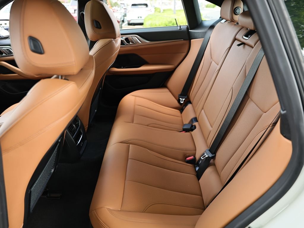 2024 BMW i4 40 - Photo 26
