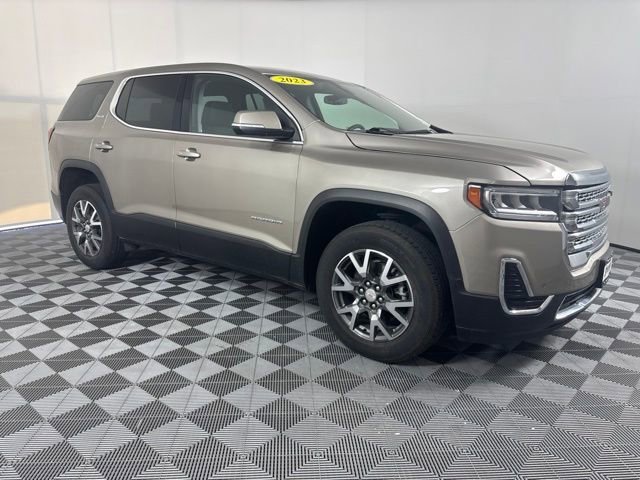 Used 2023 Light Stone Metallic GMC SLE image 36
