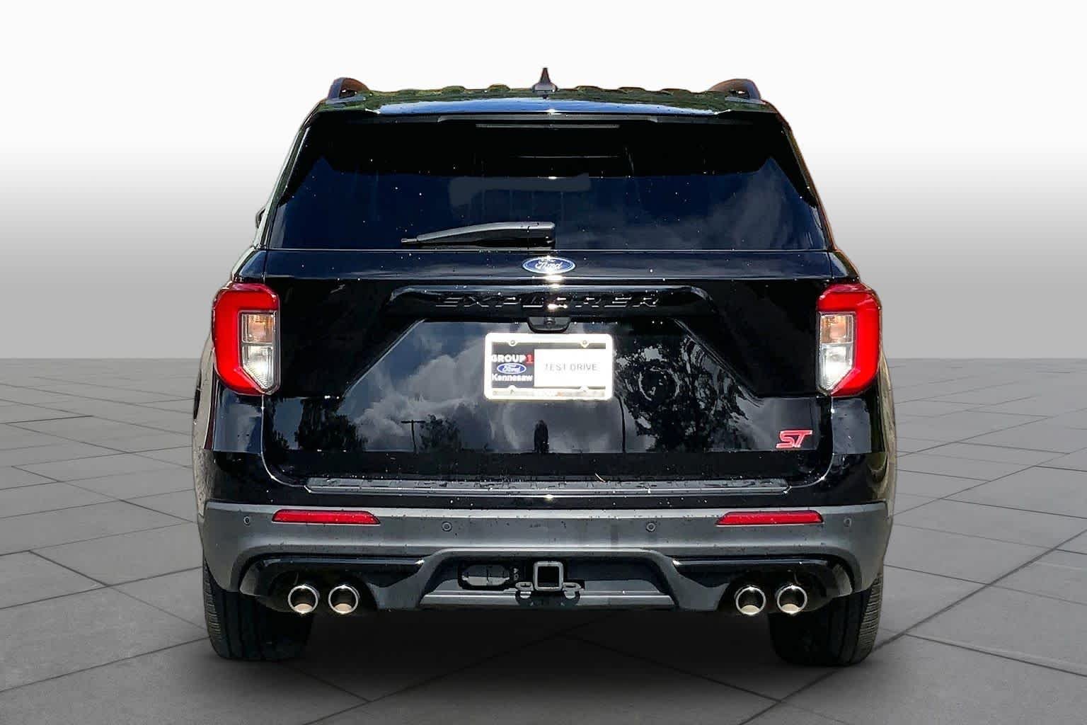 Used 2023 Agate Black Ford ST image 5