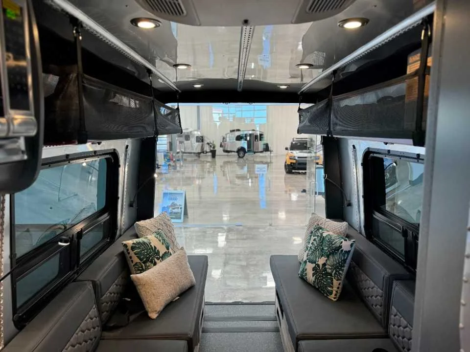 Used 2024 SILVER AIRSTREAM  image 45