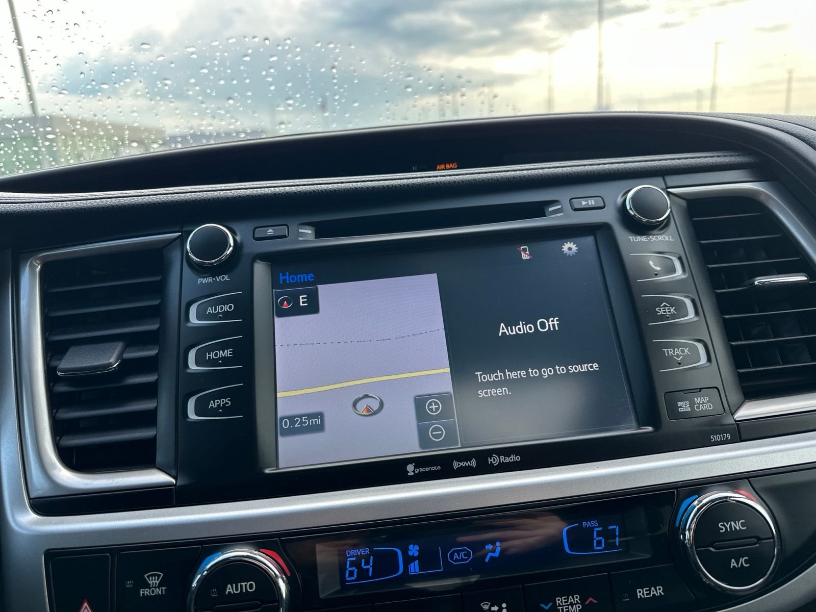 Used 2017  Toyota XLE image 61
