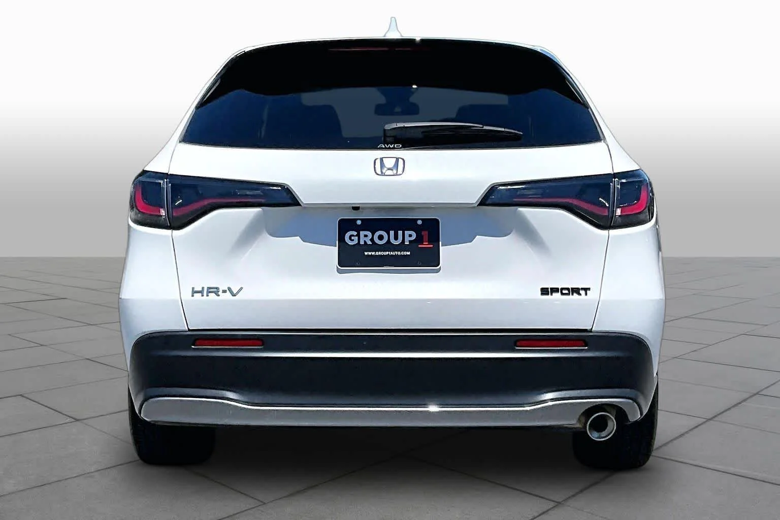 Used 2025 Platinum White Pearl Honda Sport image 5
