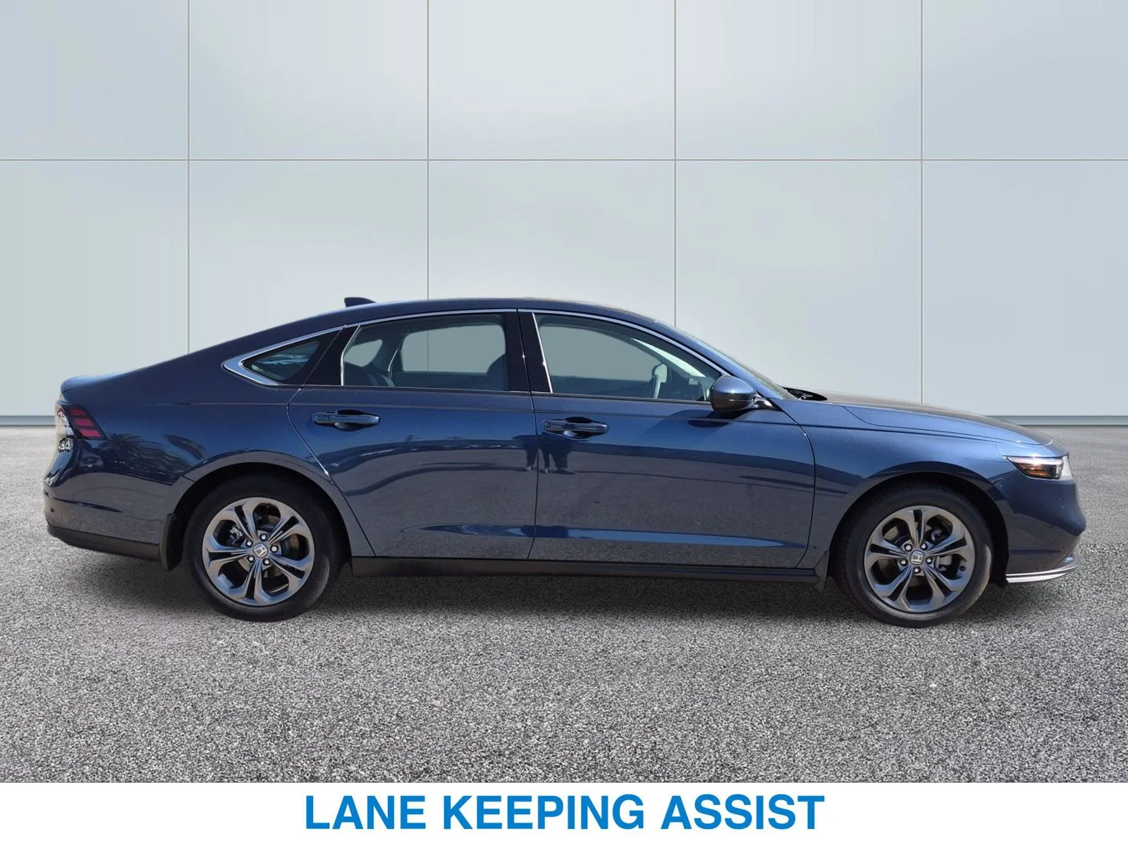 Used 2024 Blue Honda EX image 6