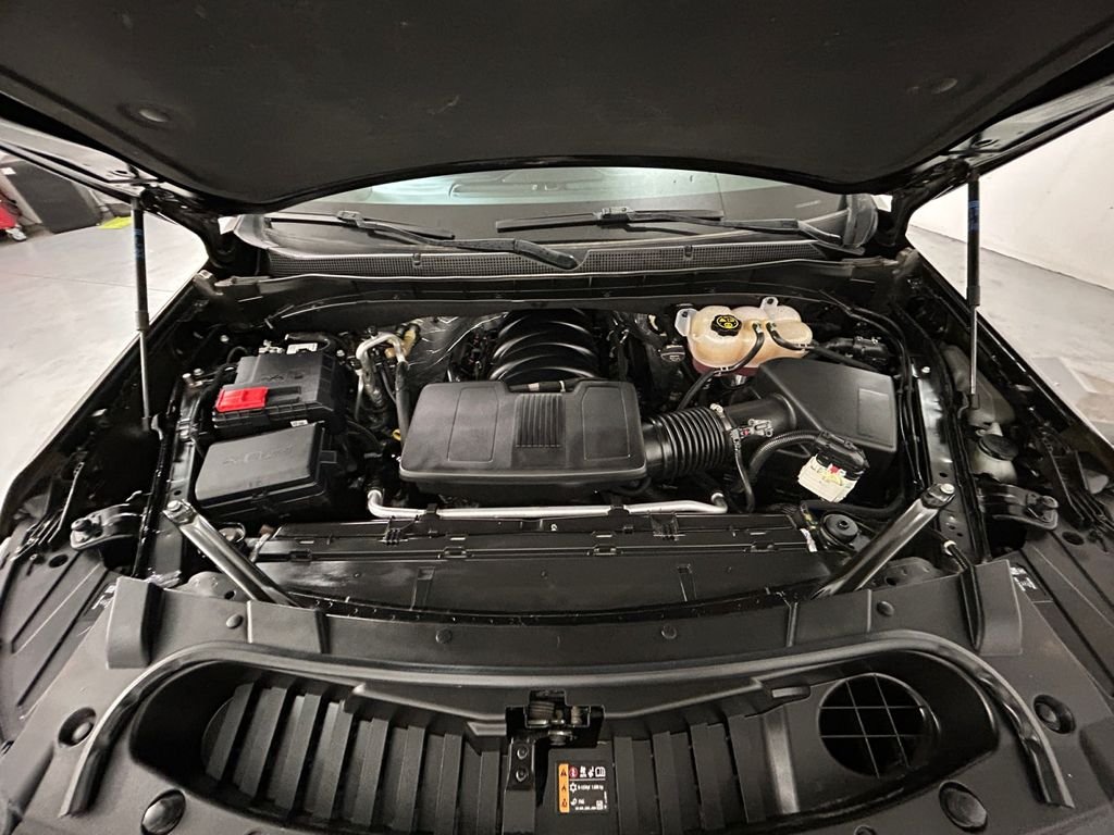 Used 2024 Black Chevrolet High Country image 21