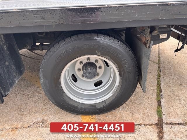 Used 2020 White Ford XL image 14